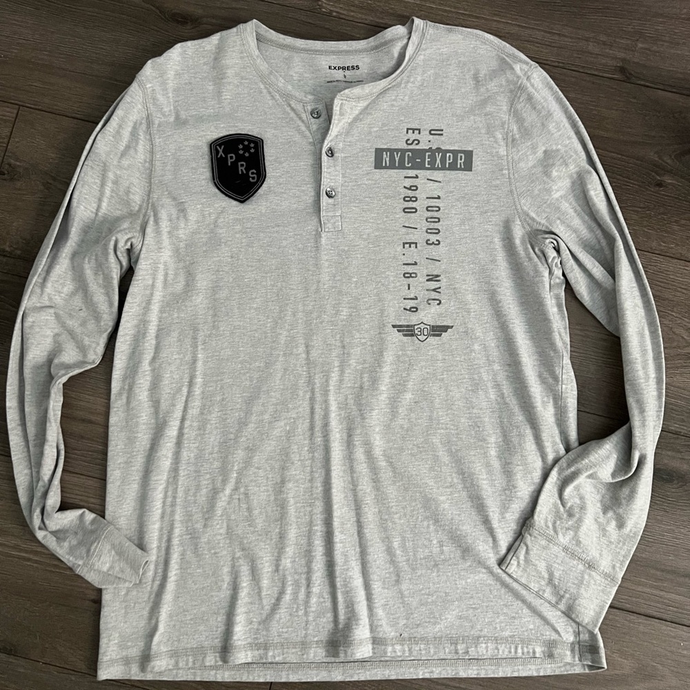 Express men’s shirt. Size L.
